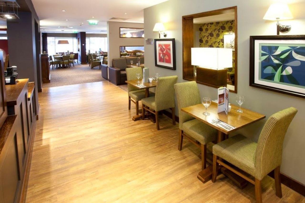 Premier Inn Inverness Centre - River Ness Bagian luar foto