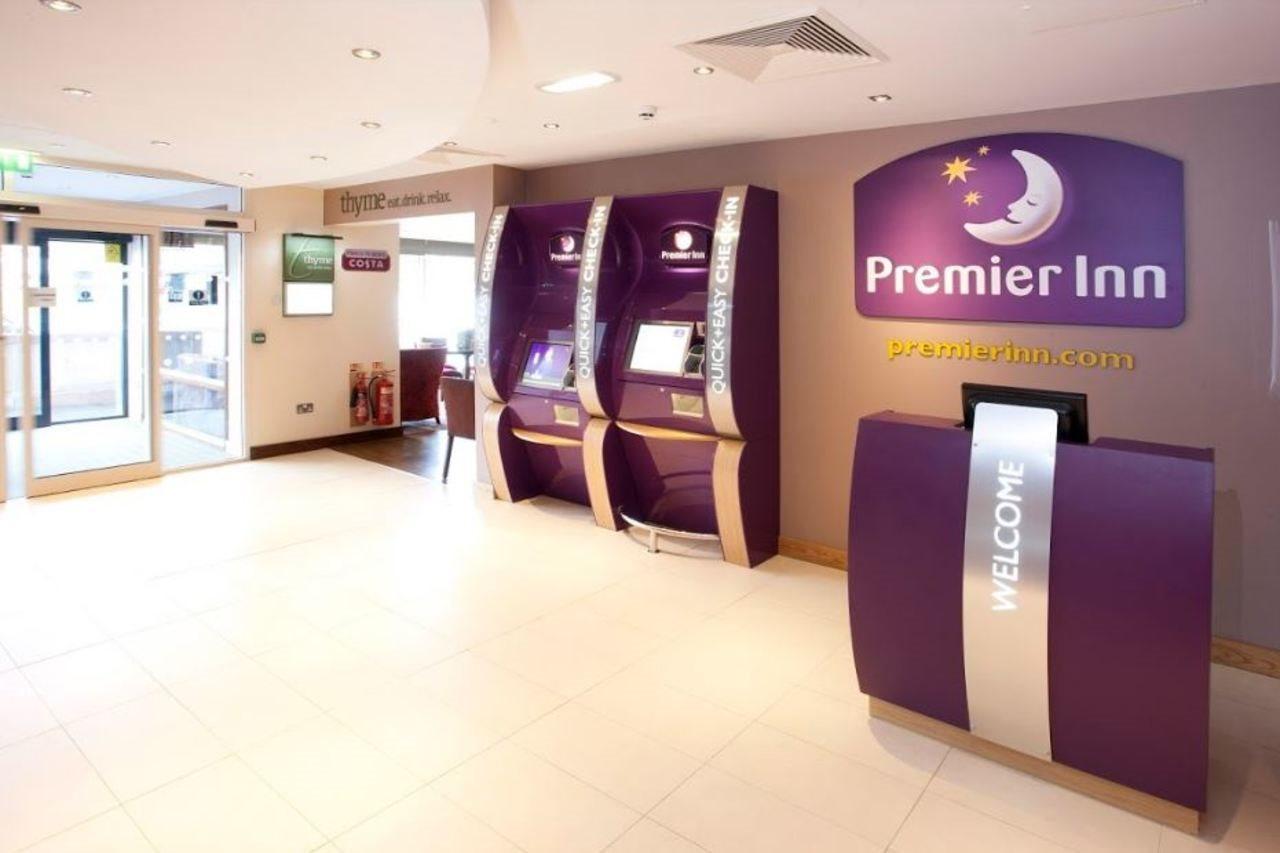 Premier Inn Inverness Centre - River Ness Bagian luar foto