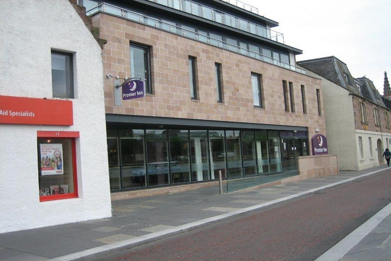 Premier Inn Inverness Centre - River Ness Bagian luar foto