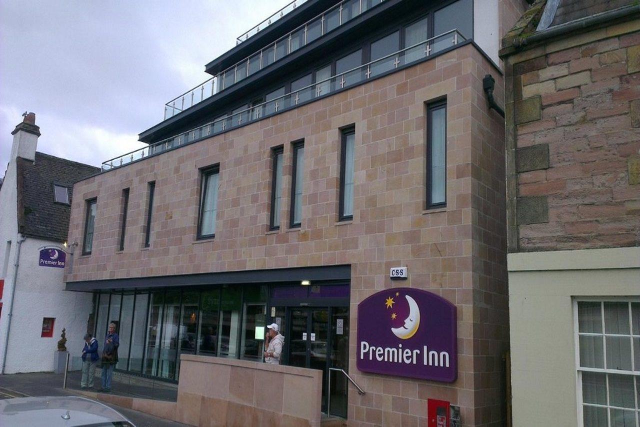 Premier Inn Inverness Centre - River Ness Bagian luar foto