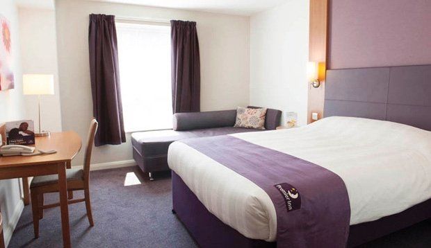 Premier Inn Inverness Centre - River Ness Bagian luar foto